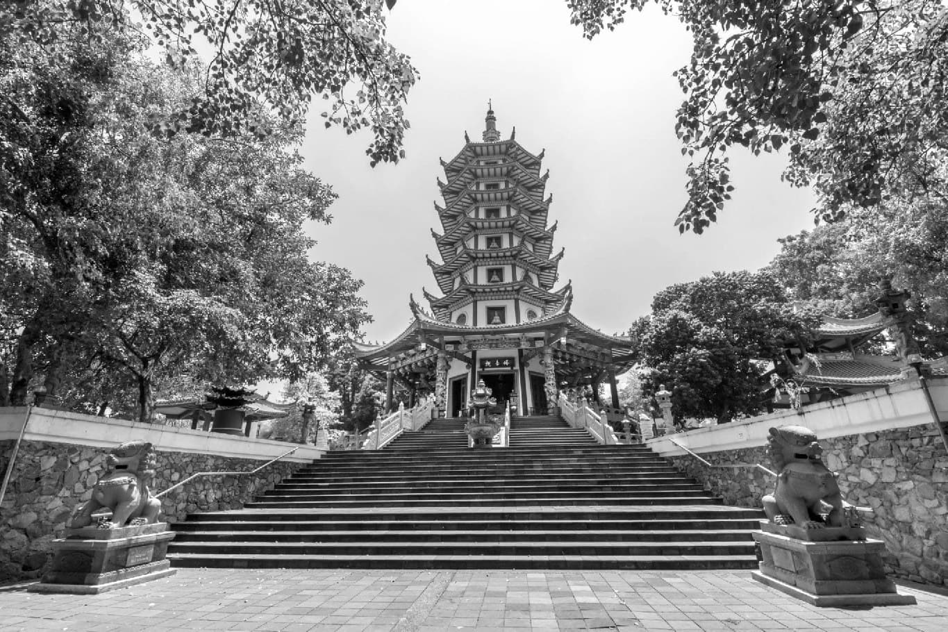 Kawasan Vihara Watugong Semarang